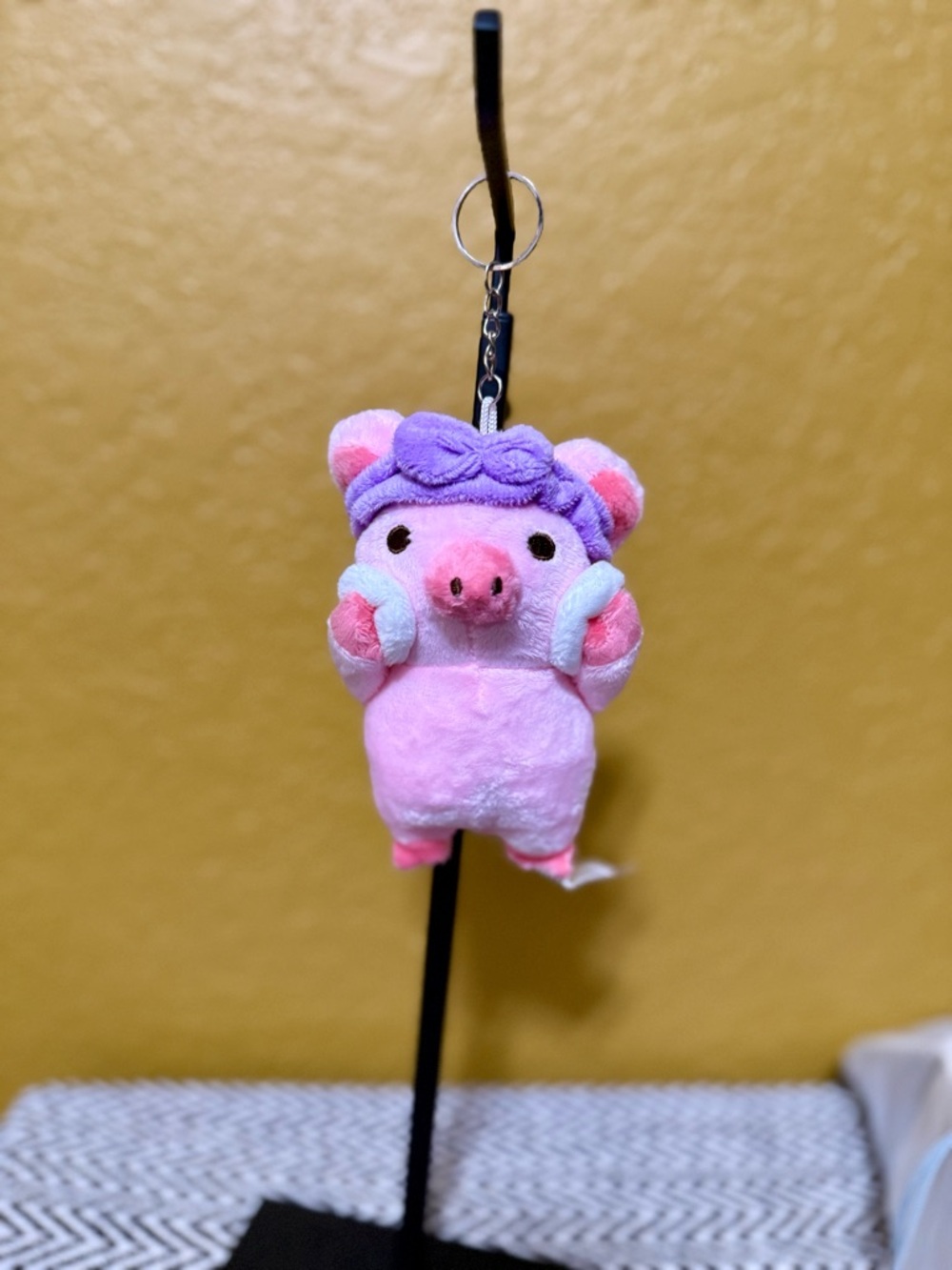 3/$15 - Adorable Pink Spa Pig Plush Keychain - NWOT